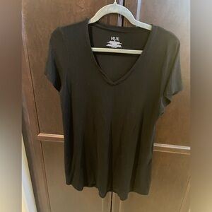 Women’s v-neck